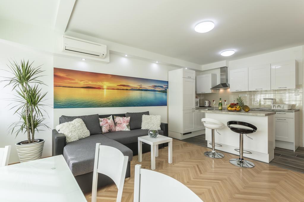 Apartment Petro Oldtown سبليت المظهر الخارجي الصورة